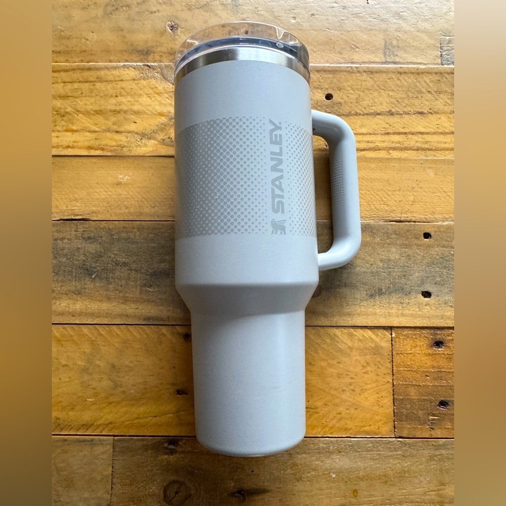 The Quencher ProTour Flip Straw Tumbler | 40 OZ - Ash Fade Color: Ash Fade